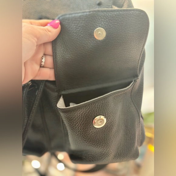 Customer Appreciation Gift 💝 Valentino Backpack - Picture 3 of 11